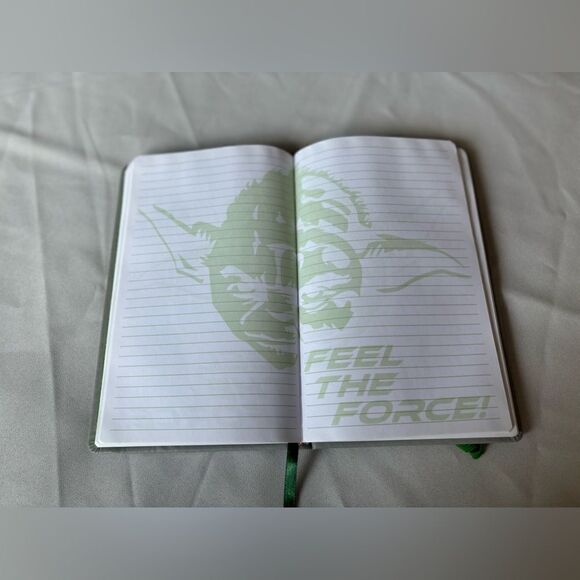 Yoda Star Wars Journal 120 Sheets 8.25 x 5.25” EPC - Picture 4 of 4